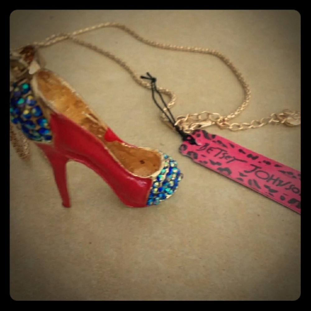 Betsey Johnson High Heels Necklace NWT